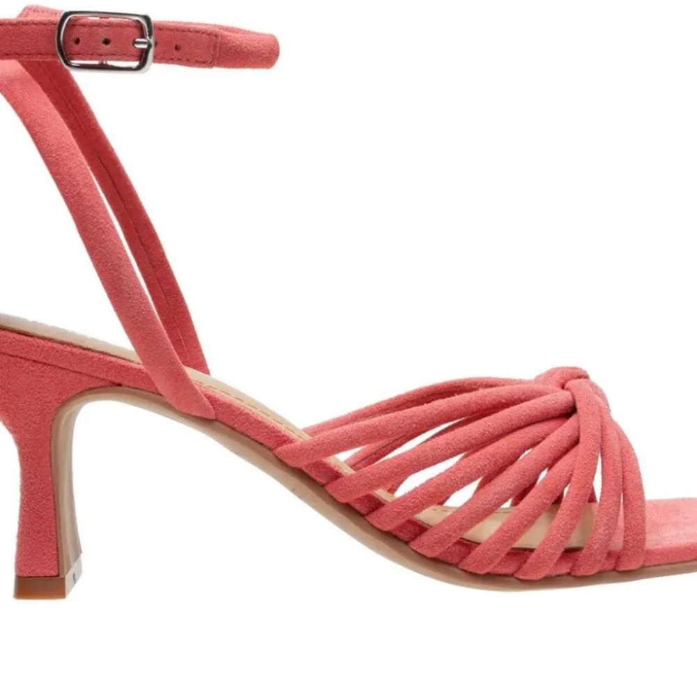 Lisa Vicky Sandals - Picture 5 of 9